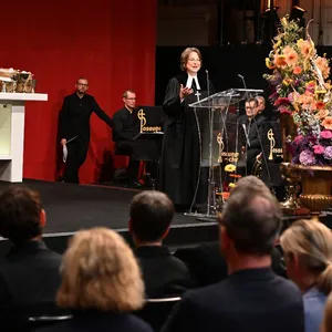 Prvá biskupka v histórii Evanjelickej cirkvi a.v. v Rakúsku slávnostne uvedená do úradu