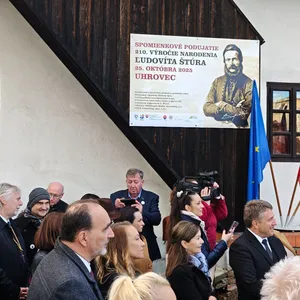 V Uhrovci si pripomenuli 210. výročie narodenia Ľudovíta Štúra