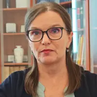 Tri písmenka... je FFZ transparentný?