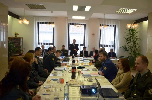 Duchovní predstavitelia cirkví na pracovnom stretnutí s pracovníkmi EPS