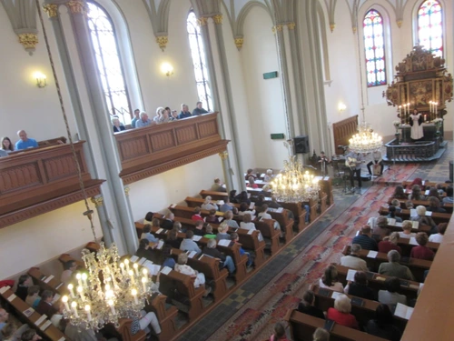   Mládežnícke  služby Božie v Púchove