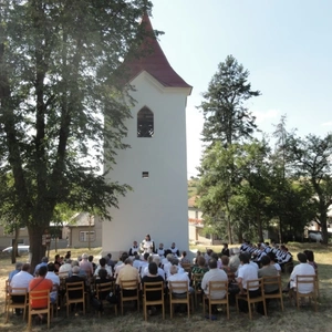 Posviacka zrekonštruovanej zvonice v Zolnej