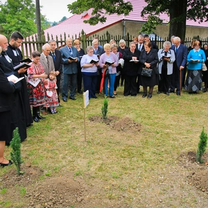 V Dačovom Lome  porastú stromy reformácie 