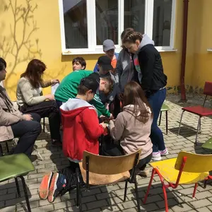 Mládežníci a besiedkari z Nových Zámkov prežili prvý májový deň spoločne