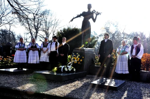 Ľ. a K. Štúrovcov si pripomenuli v Modre