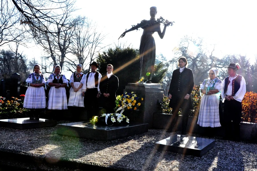 Ľ. a K. Štúrovcov si pripomenuli v Modre