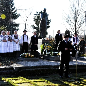 Ľ. a K. Štúrovcov si pripomenuli v Modre