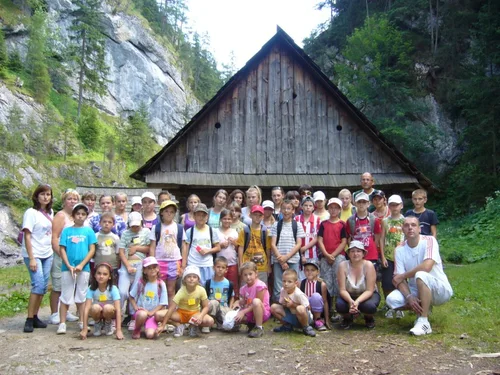 Deti z Podlužian v Janoškovom dome