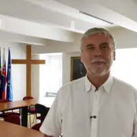 Milí moji... farári potrebujú naše povzbudenie